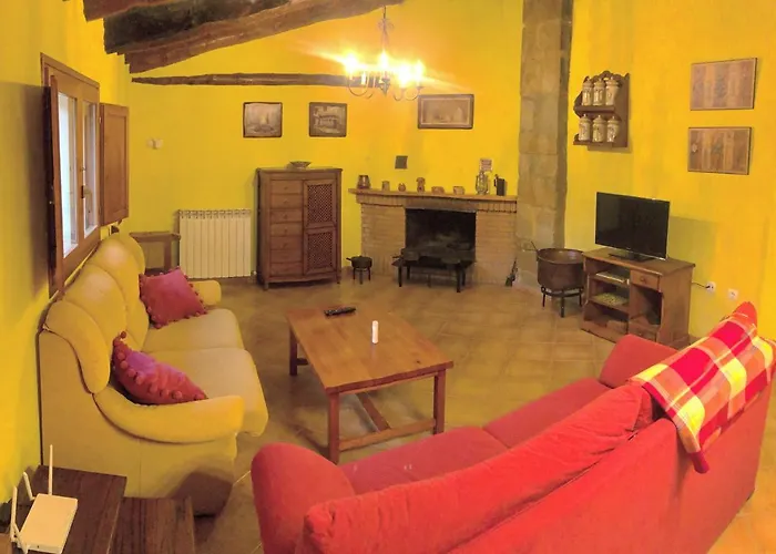 Semesterbostad Casa Solariega Lupinen