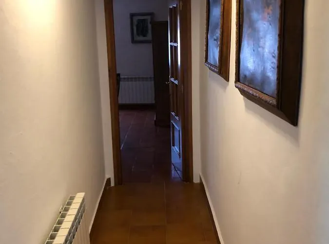 Semesterbostad Casa Solariega Lupinen